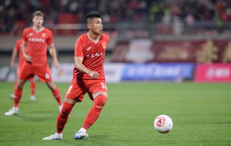 重慶銅梁龍官方：程燁桐傷缺2-3周，黃希揚(yáng)傷缺1周